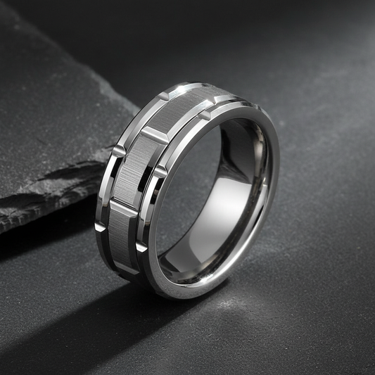 VILANI Silver Notch Ring — Hero
